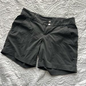 Columbia Women's Gray Hiking Shorts